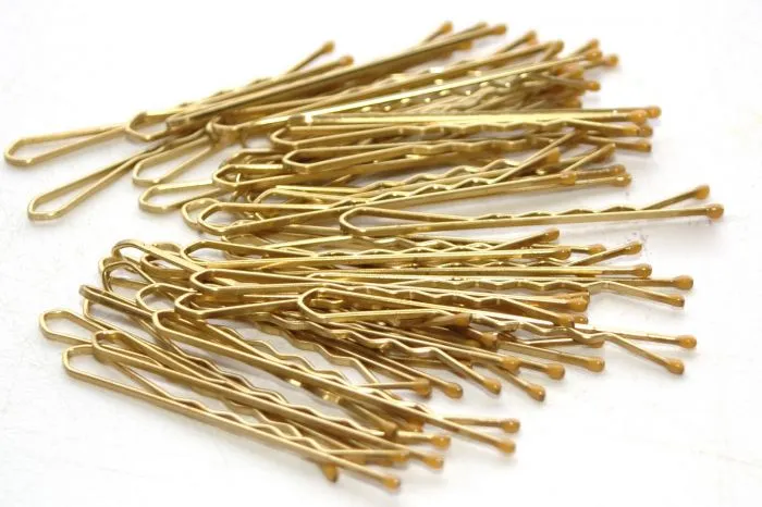 Gold-bobbypins-2.jpg – Rapple Hair Grip 50mm 500g Gold Bobby Pins