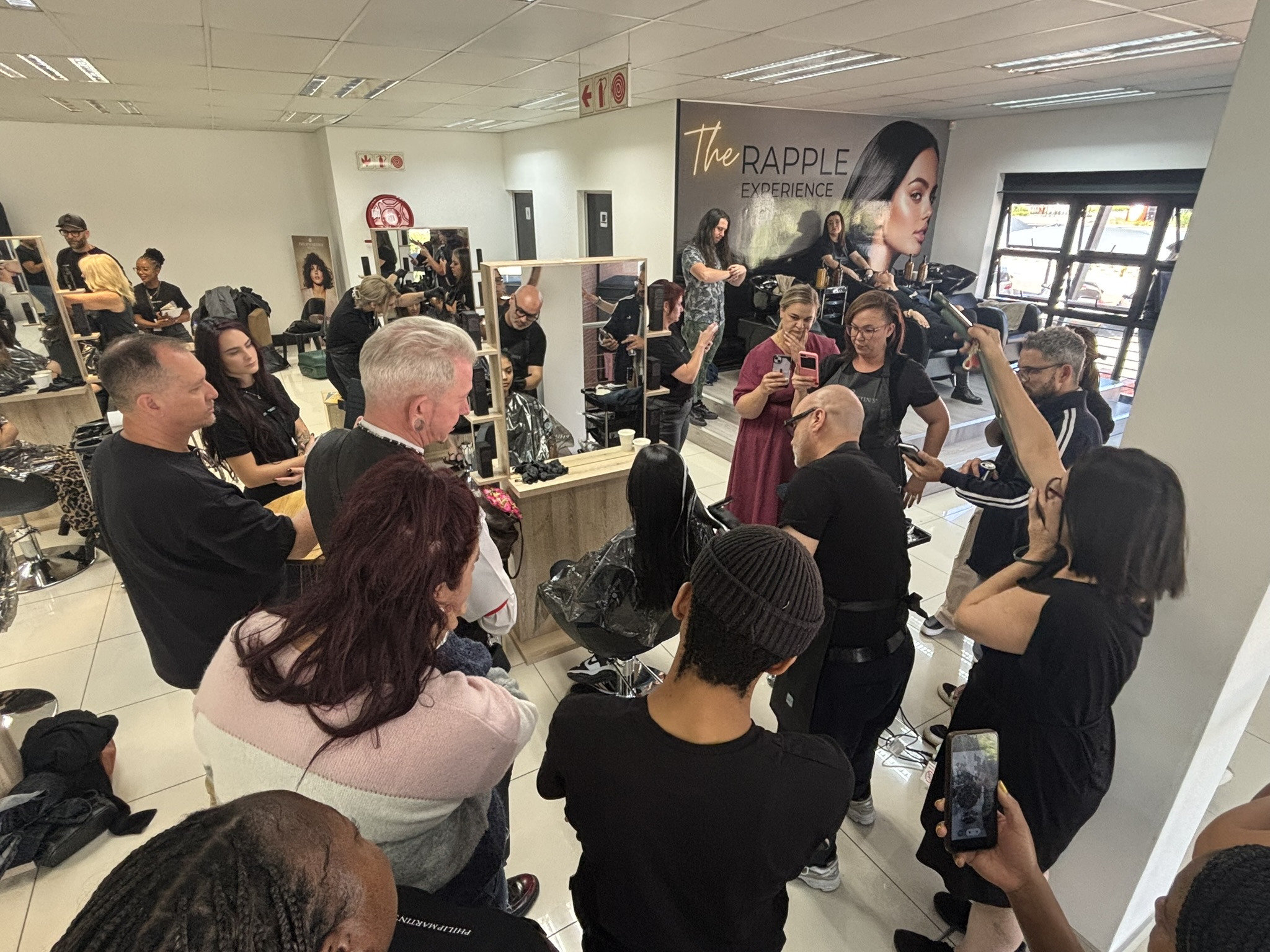 Live colour demonstration on the salon floor